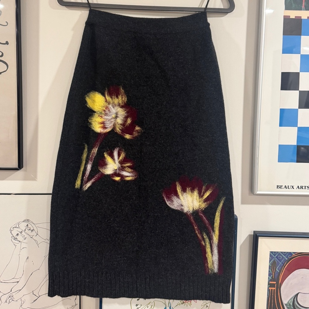 OSCAR DE LA RENTA charcoal Floral Punch Needle Pencil Skirt - size XS
